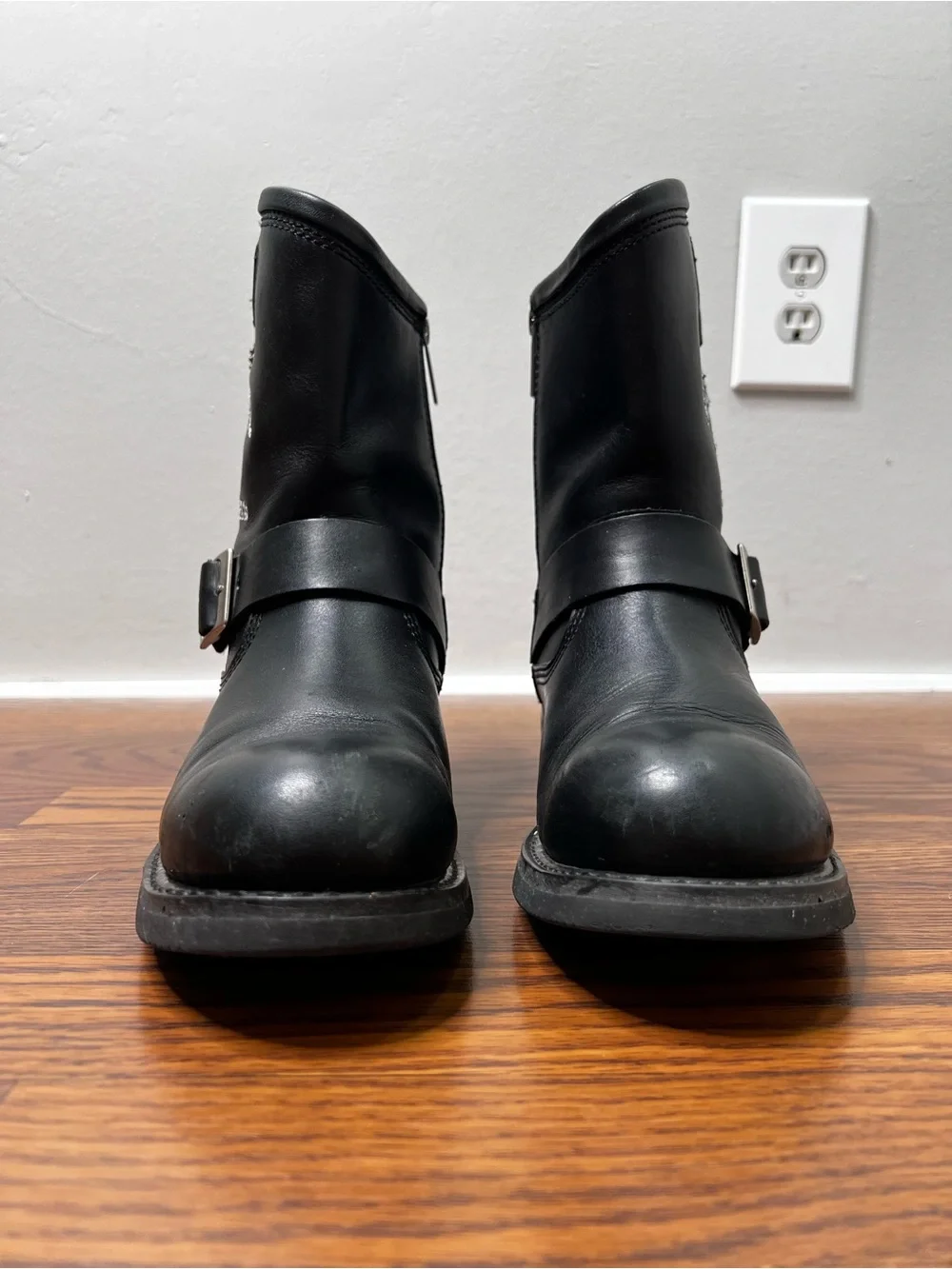 Harley-Davidson Black Leather Boots with Hog Embroidered design size Men’s 8